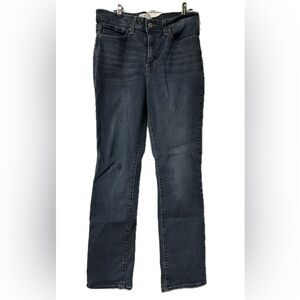Levi’s stretch blue jeans. Size 12. 31/32